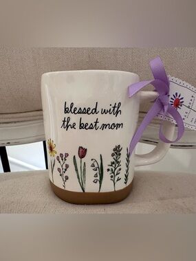 "Blessed With The Best Mom" White Floral Ceramic Coffee Mug Rae Dunn NWT